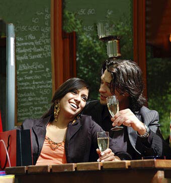 Restaurants within walking distance of California Hotel Restaurants within walking distance of California Hotel