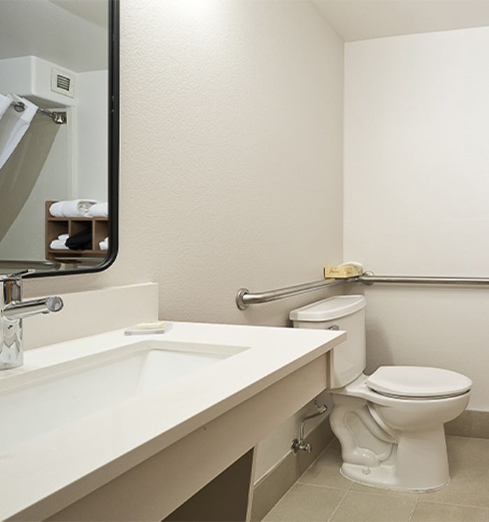 2 Queen Beds Accessible Suite at Hawthorn Suites By Wyndham-Oakland/Alameda